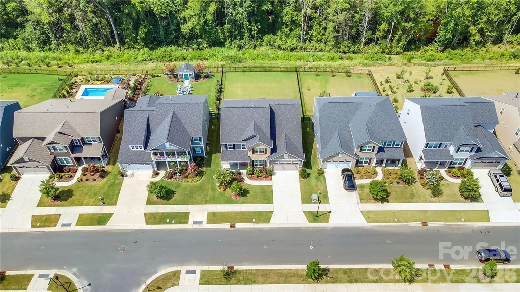 14314 Aikenwood Drive Charlotte NC 28278