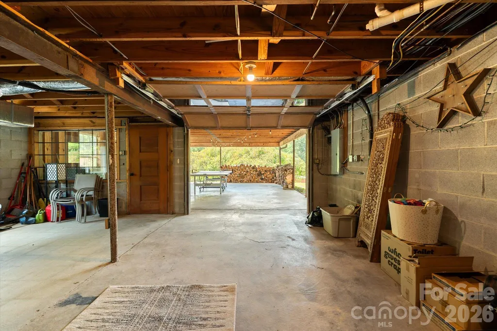 79 Laurel Cove Road Candler NC 28715