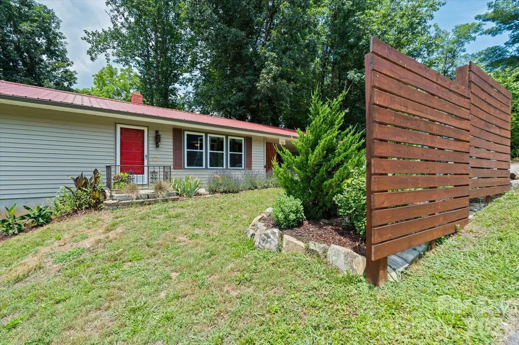 79 Laurel Cove Road Candler NC 28715