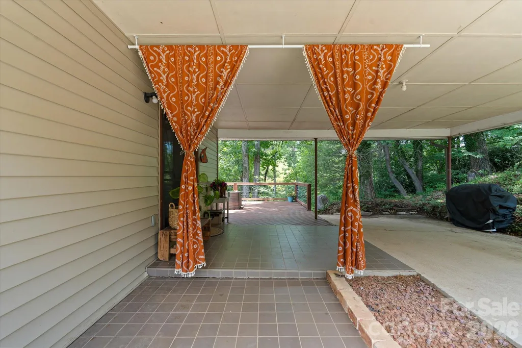 79 Laurel Cove Road Candler NC 28715