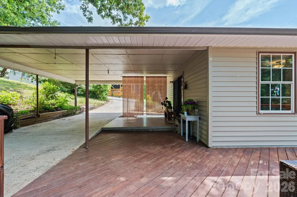 79 Laurel Cove Road Candler NC 28715