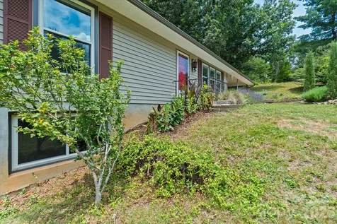 79 Laurel Cove Road Candler NC 28715