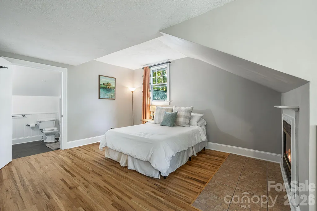 25 Saint Dunstans Circle Asheville NC 28803