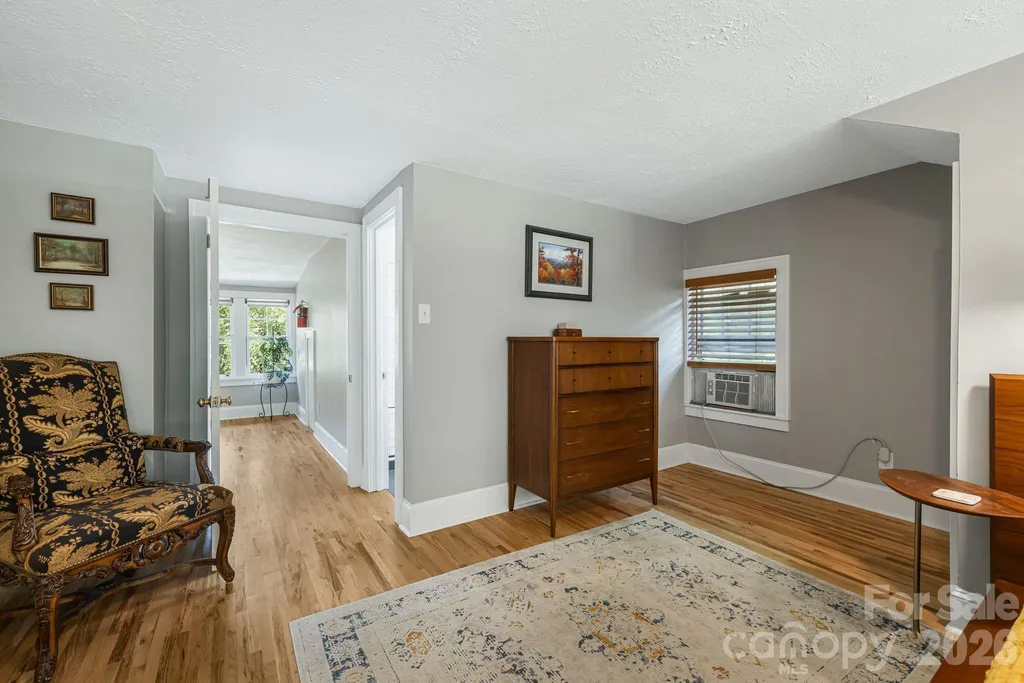 25 Saint Dunstans Circle Asheville NC 28803