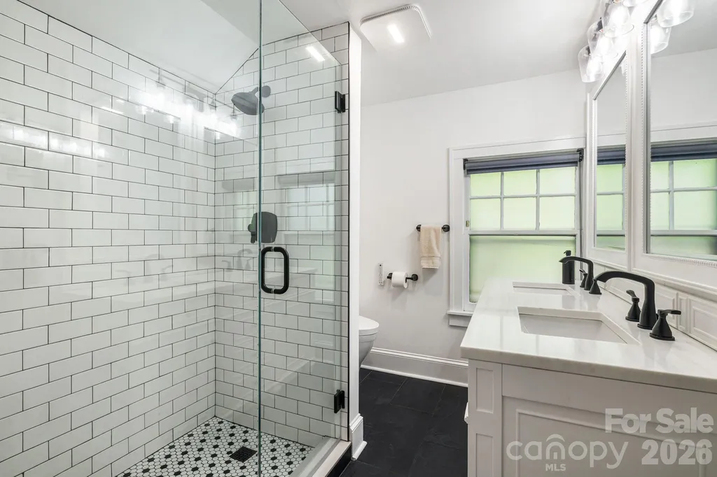 25 Saint Dunstans Circle Asheville NC 28803