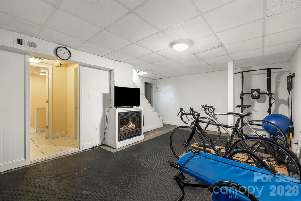25 Saint Dunstans Circle Asheville NC 28803