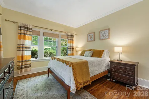 25 Saint Dunstans Circle Asheville NC 28803