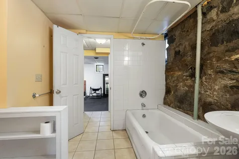 25 Saint Dunstans Circle Asheville NC 28803