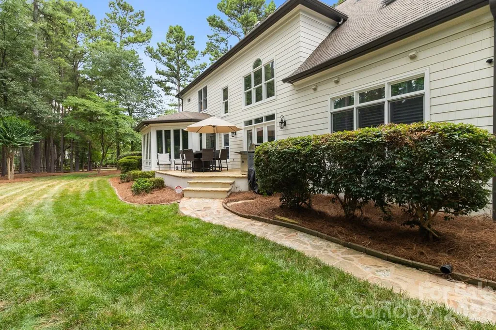 103 White Crest Court Mooresville NC 28117