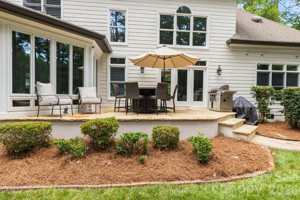 103 White Crest Court Mooresville NC 28117