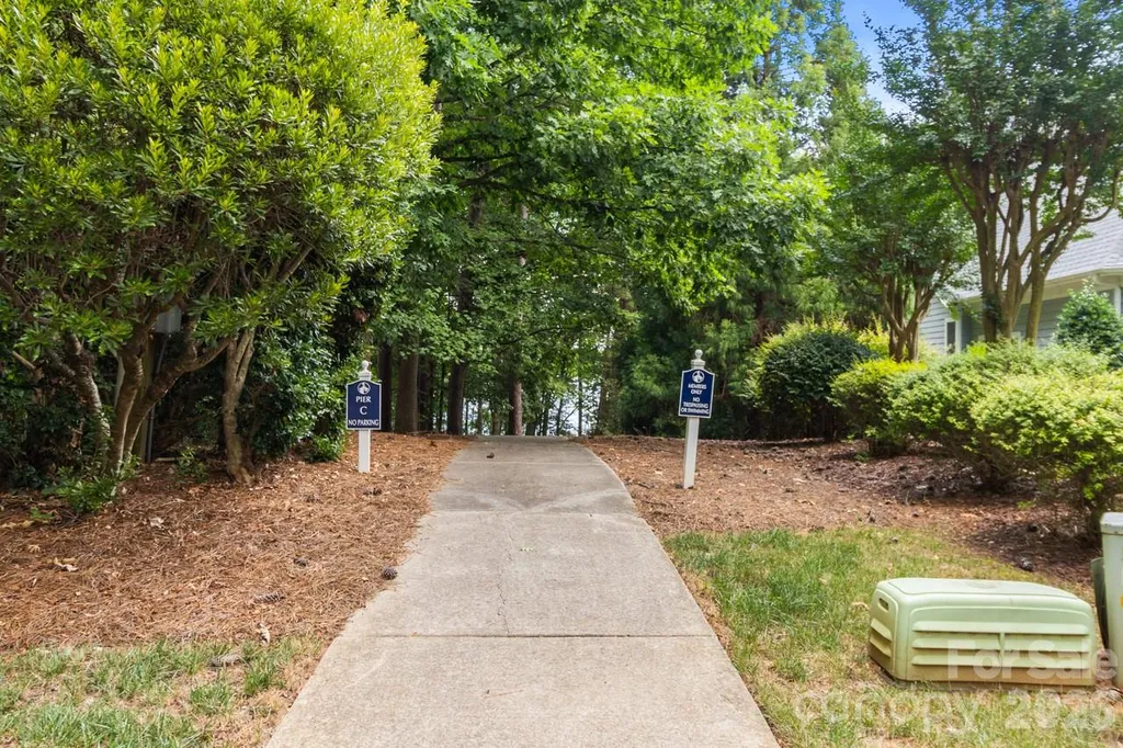 103 White Crest Court Mooresville NC 28117