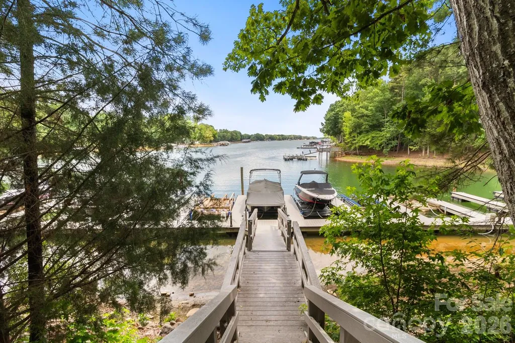 103 White Crest Court Mooresville NC 28117