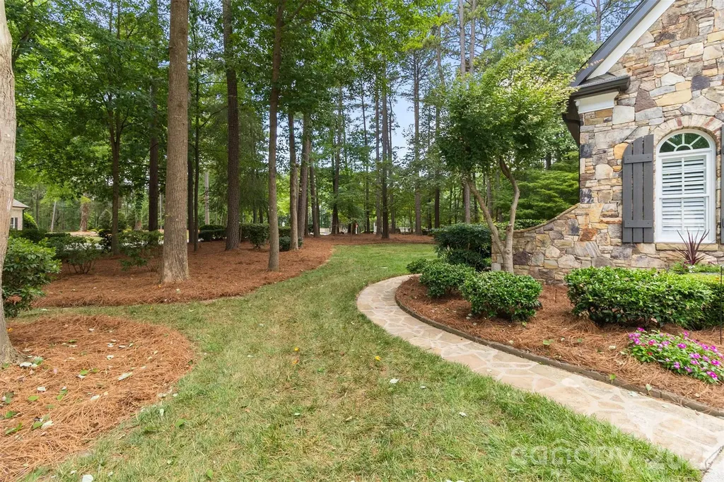 103 White Crest Court Mooresville NC 28117