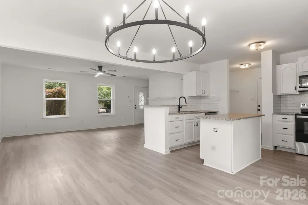 11125 Northwoods Forest Drive Charlotte NC 28214