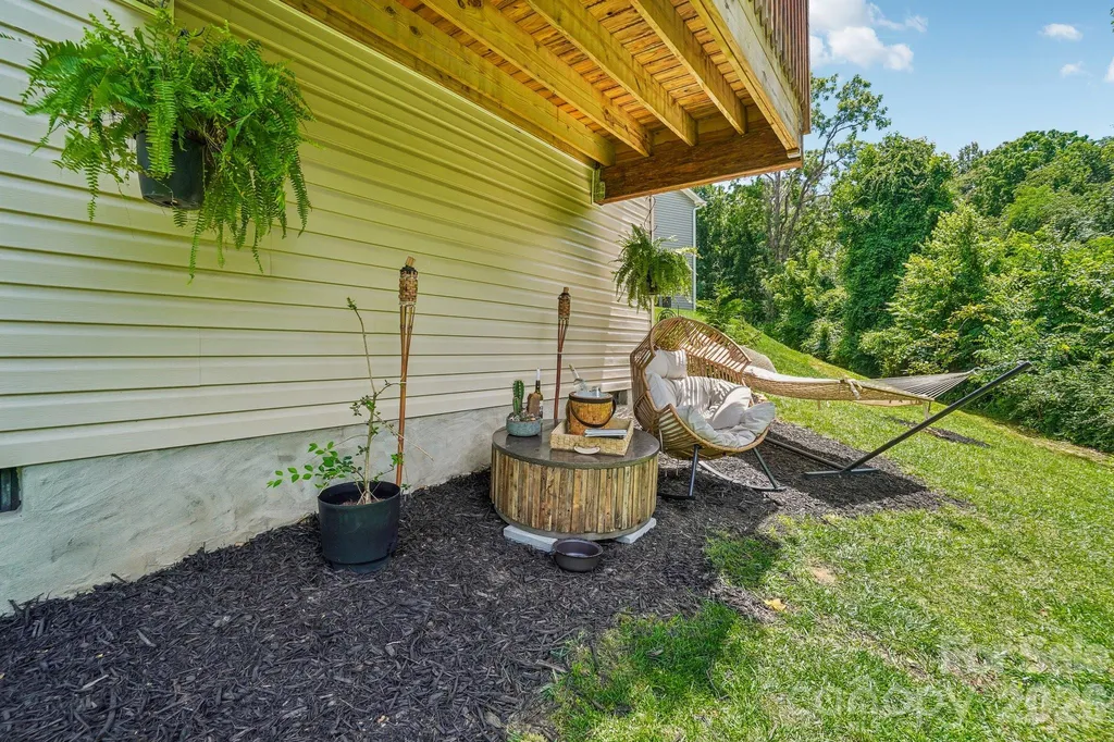 245 Rockrose Court Asheville NC 28803