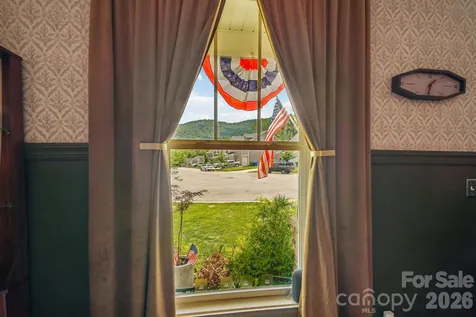 245 Rockrose Court Asheville NC 28803