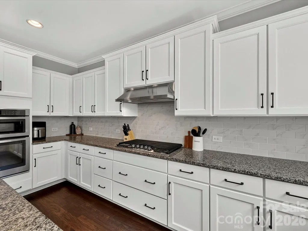 5026 Stonehill Lane Matthews NC 28104