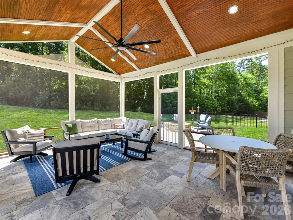 5026 Stonehill Lane Matthews NC 28104