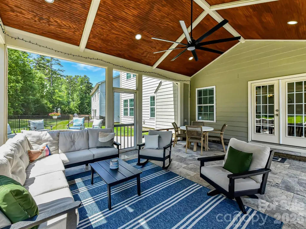 5026 Stonehill Lane Matthews NC 28104