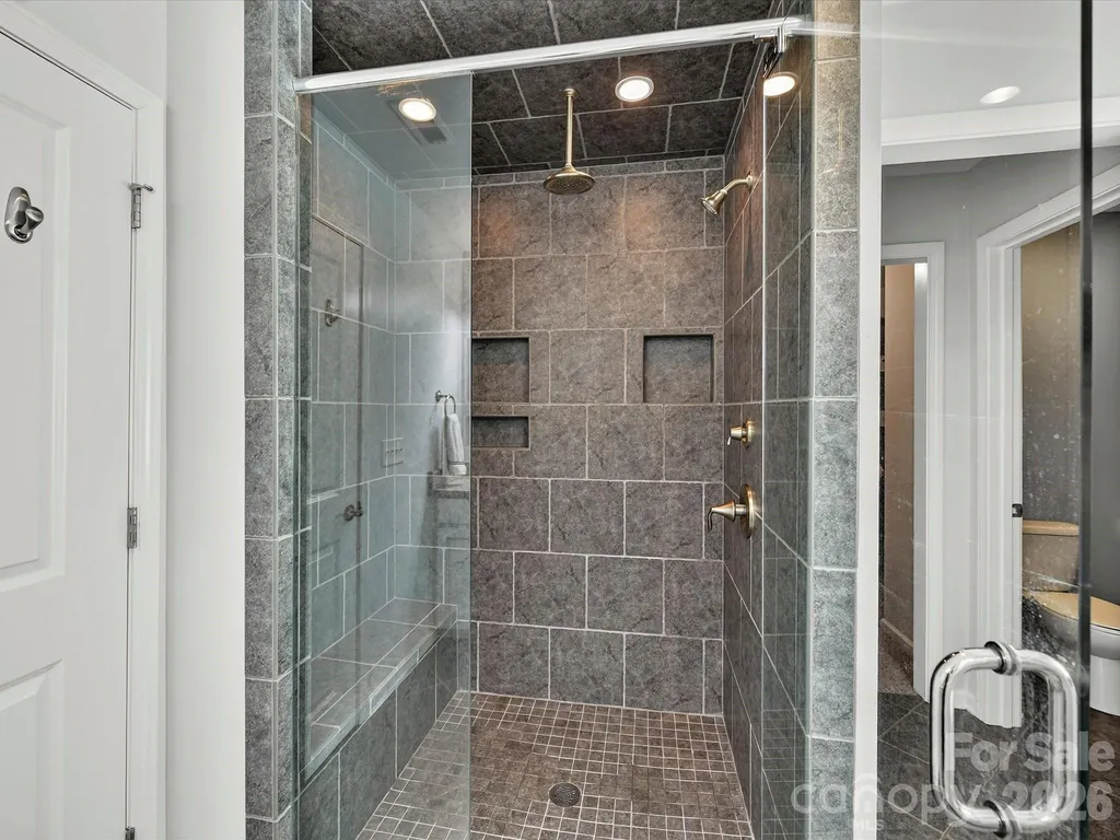 5026 Stonehill Lane Matthews NC 28104