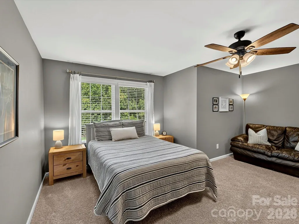 5026 Stonehill Lane Matthews NC 28104