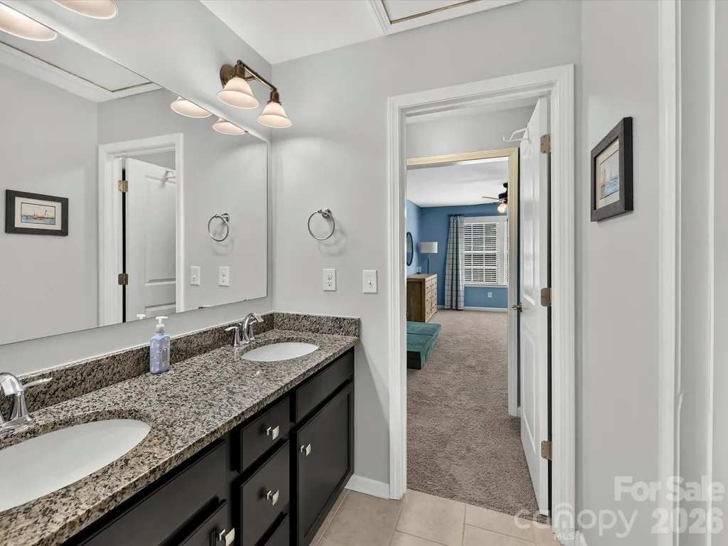 5026 Stonehill Lane Matthews NC 28104