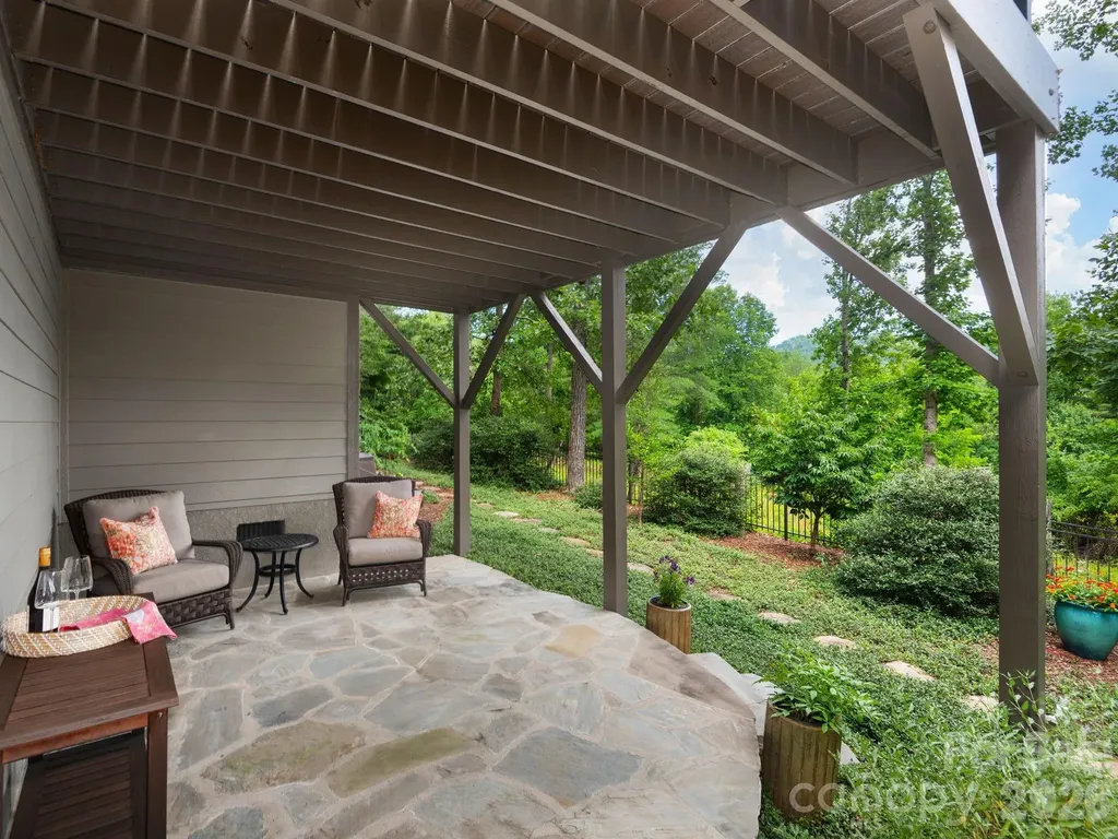 2 Green Drake Court Candler NC 28715