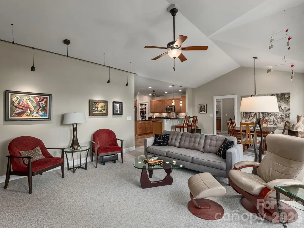 2 Green Drake Court Candler NC 28715