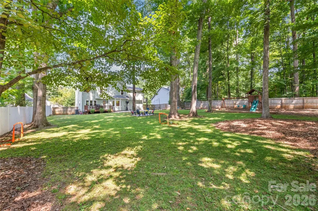 2914 Windsor Chase Drive Matthews NC 28105