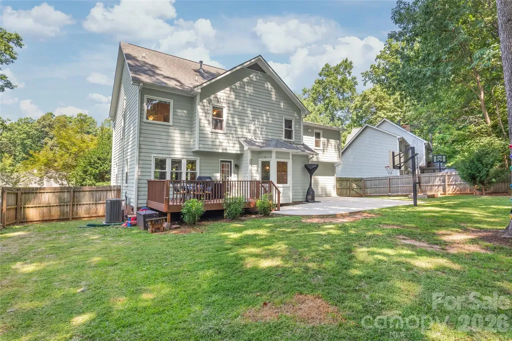2914 Windsor Chase Drive Matthews NC 28105