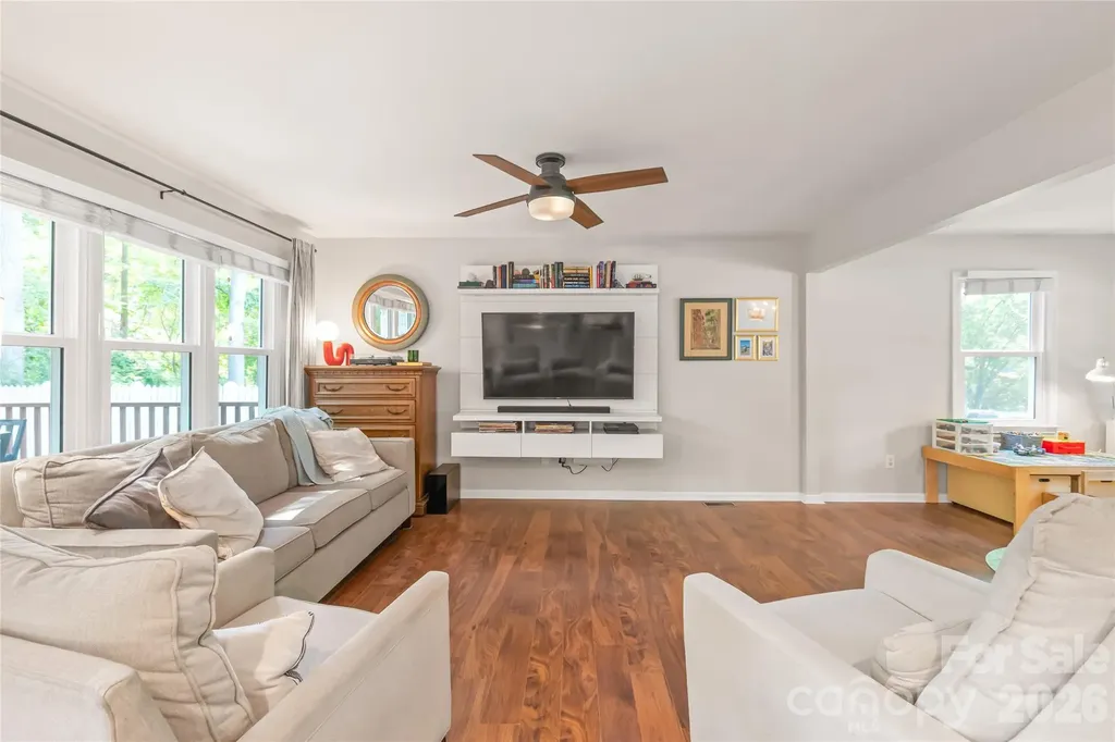 2914 Windsor Chase Drive Matthews NC 28105