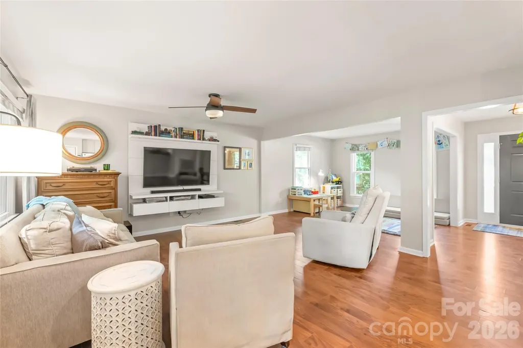 2914 Windsor Chase Drive Matthews NC 28105
