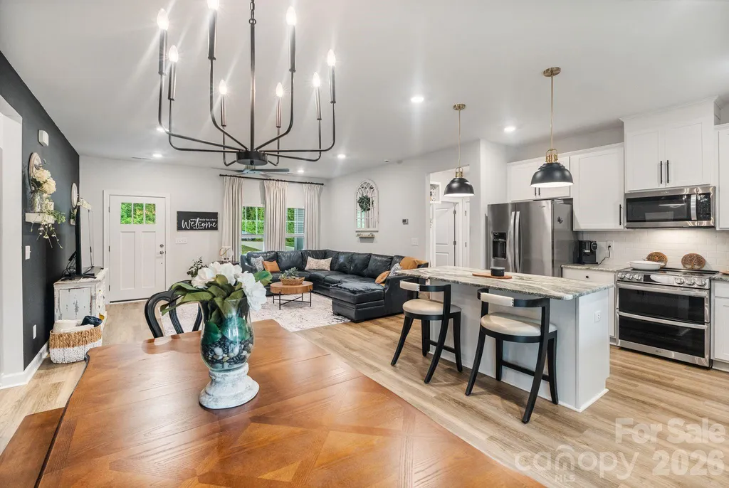 1002 Westminster Drive Statesville NC 28677