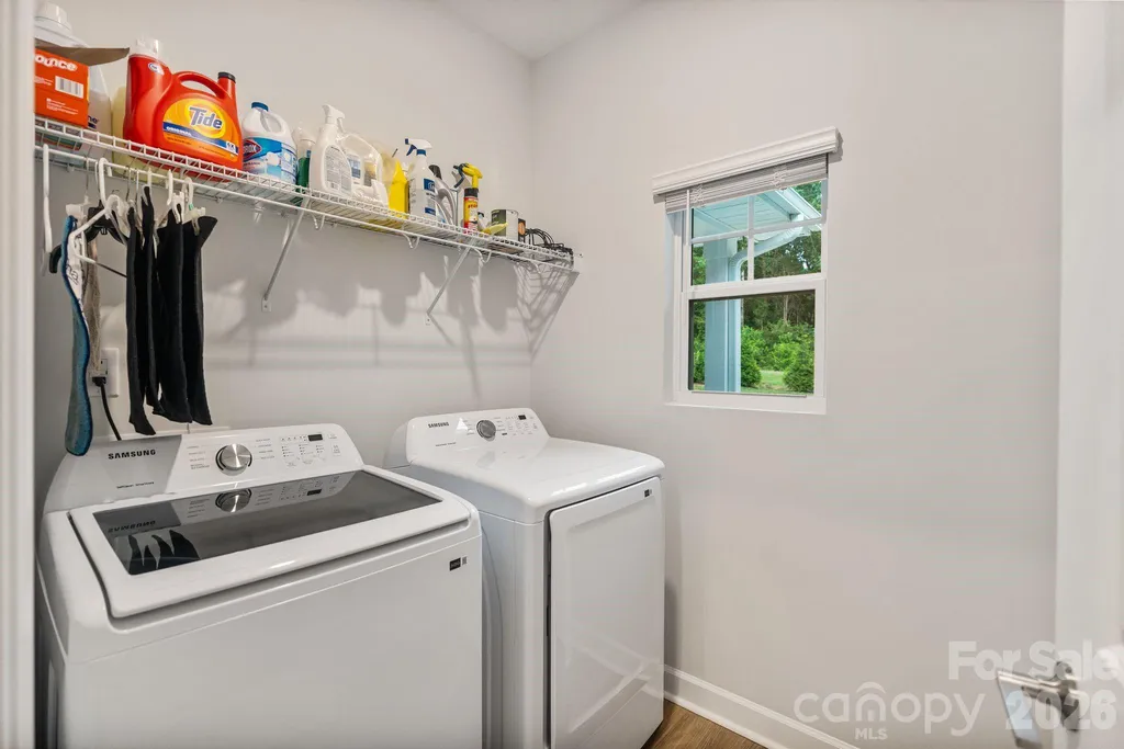 1002 Westminster Drive Statesville NC 28677
