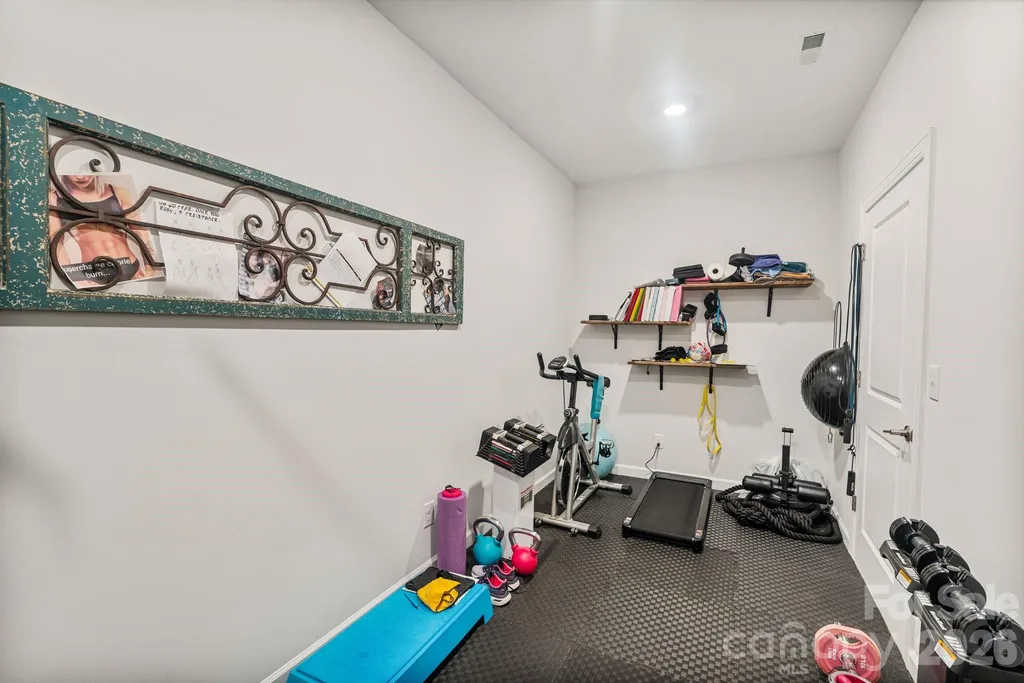 1002 Westminster Drive Statesville NC 28677