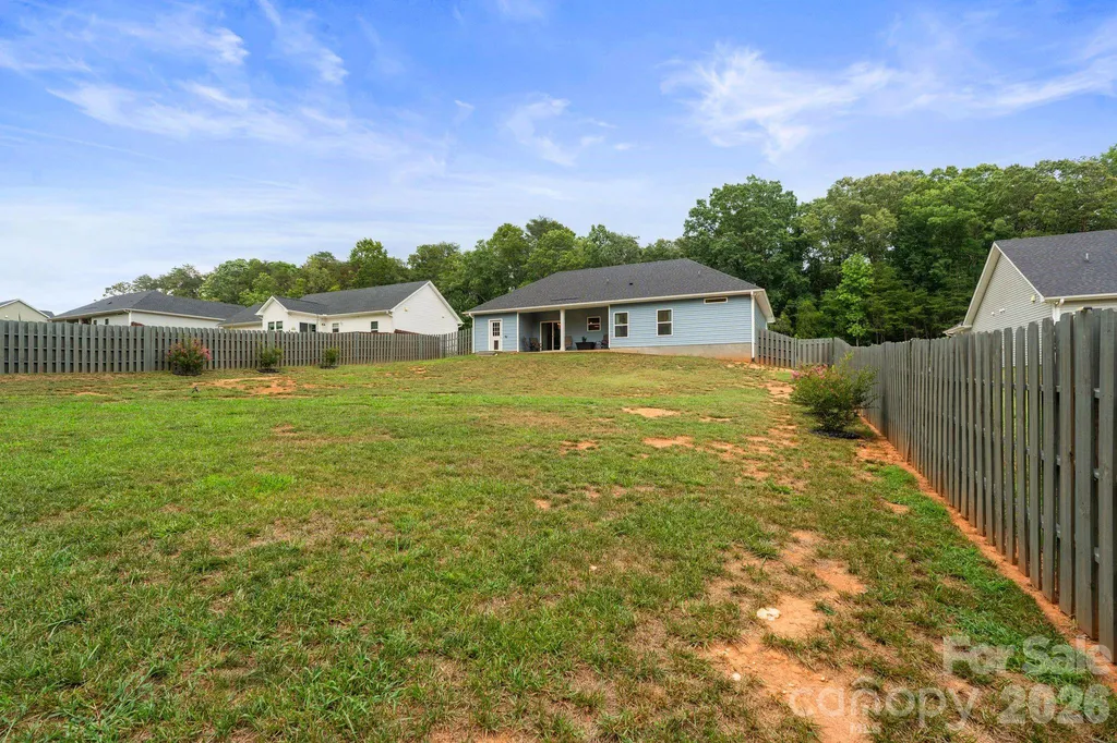 1002 Westminster Drive Statesville NC 28677