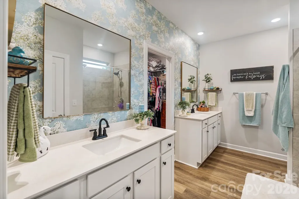 1002 Westminster Drive Statesville NC 28677