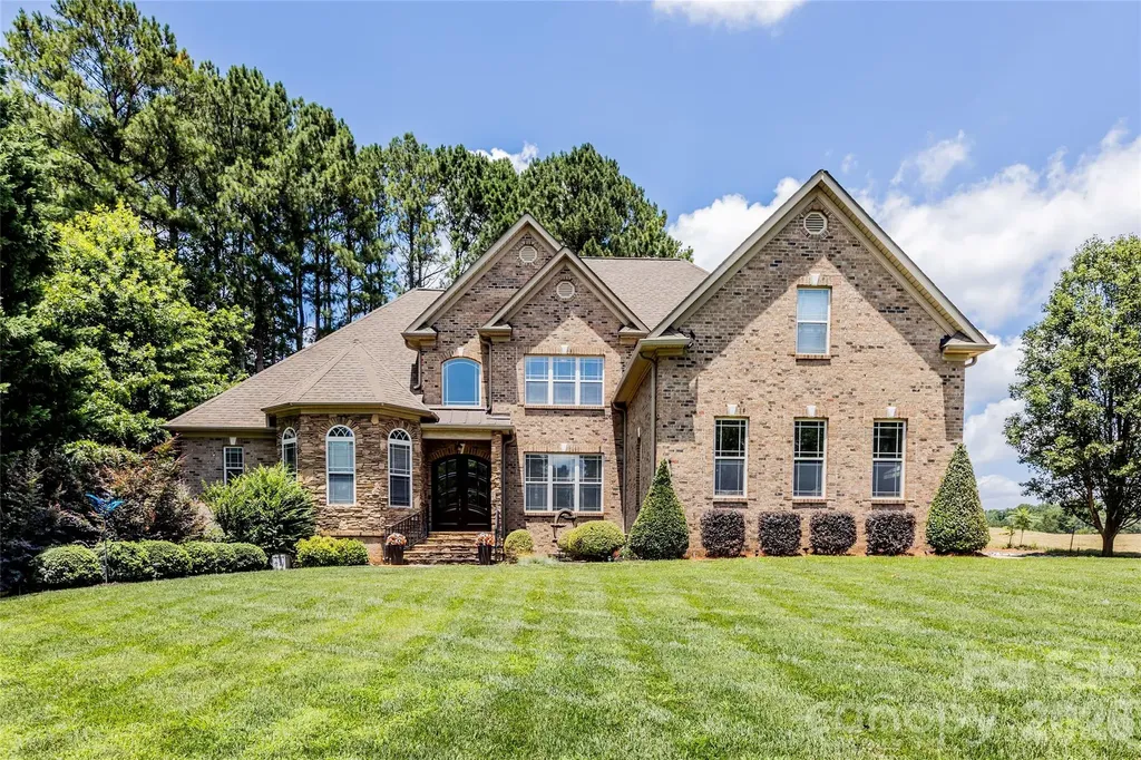 139 Waterbury Drive Mooresville NC 28117