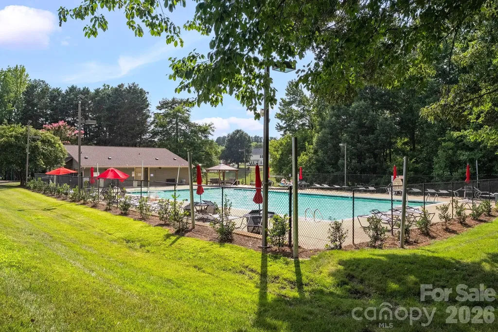 6813 Neuhoff Lane Charlotte NC 28269