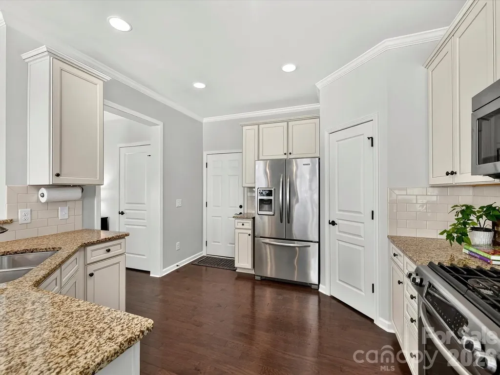 6017 Carrollton Lane Charlotte NC 28210