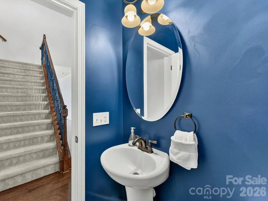 6017 Carrollton Lane Charlotte NC 28210