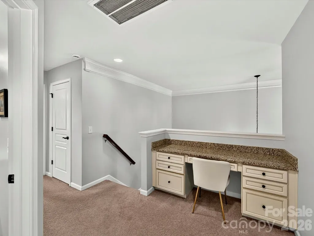 6017 Carrollton Lane Charlotte NC 28210