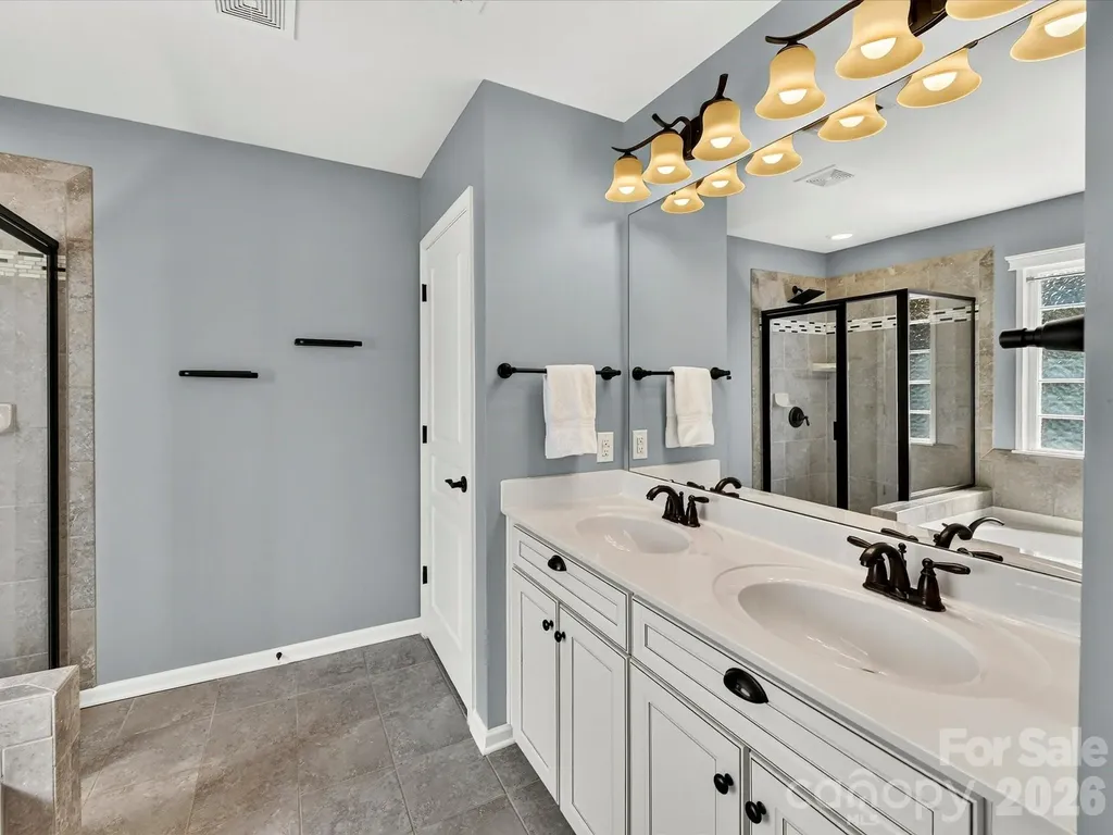 6017 Carrollton Lane Charlotte NC 28210