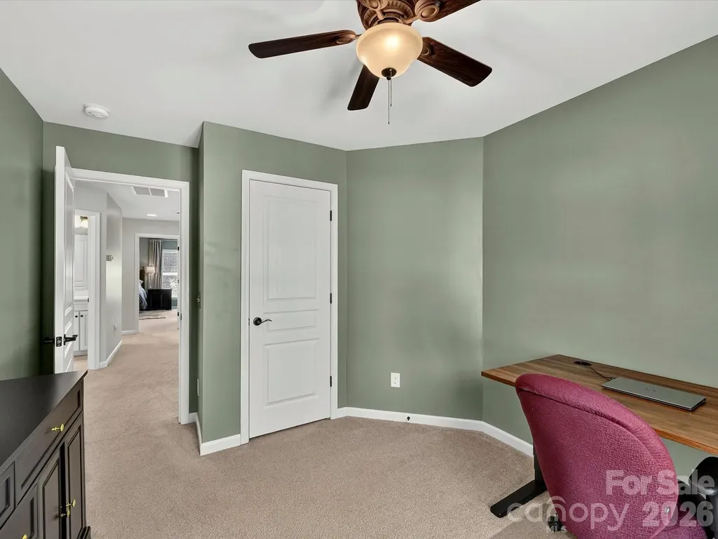 6017 Carrollton Lane Charlotte NC 28210