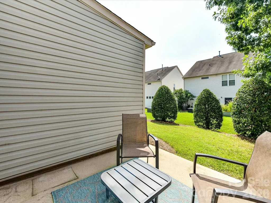 6017 Carrollton Lane Charlotte NC 28210