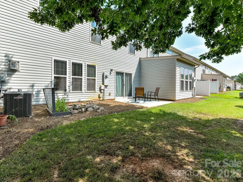 6017 Carrollton Lane Charlotte NC 28210