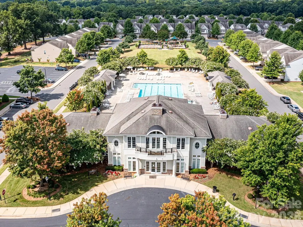 6017 Carrollton Lane Charlotte NC 28210