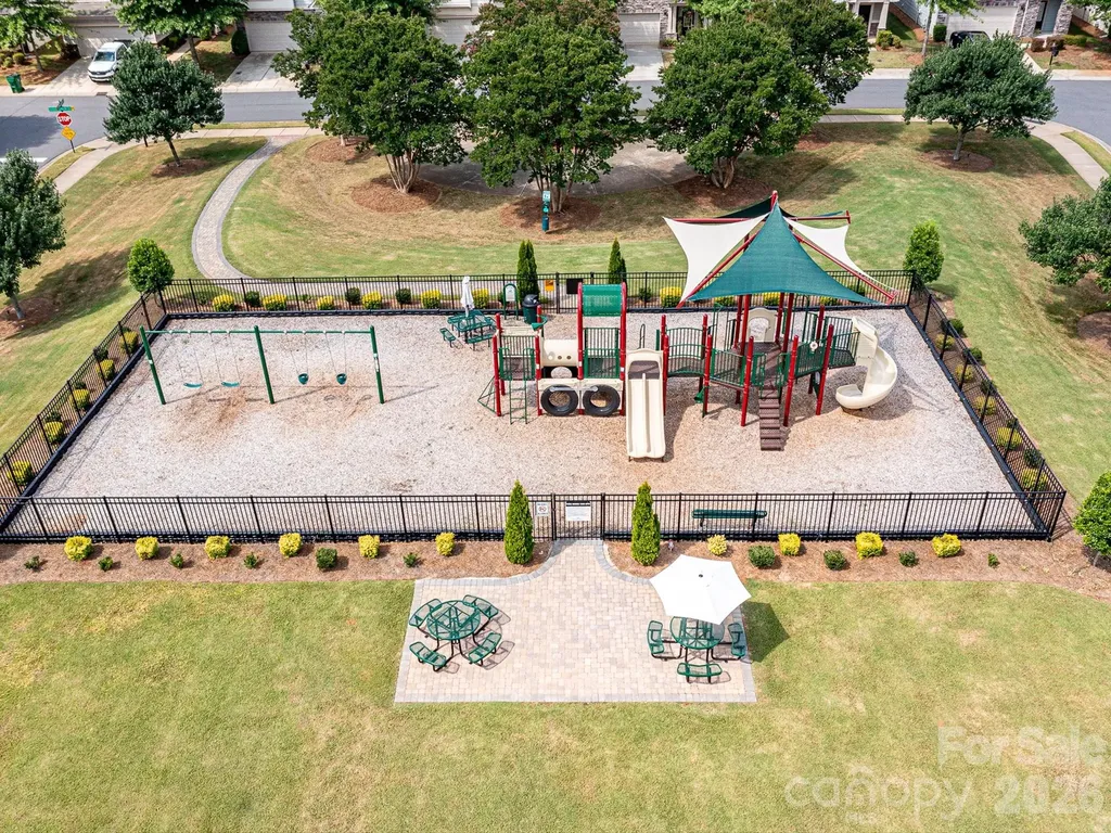 6017 Carrollton Lane Charlotte NC 28210