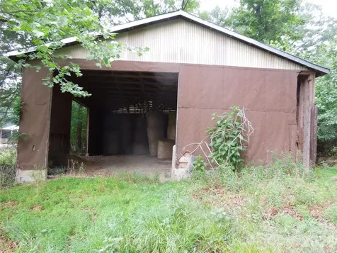 813 Robinson Clemmer Road Dallas NC 28034