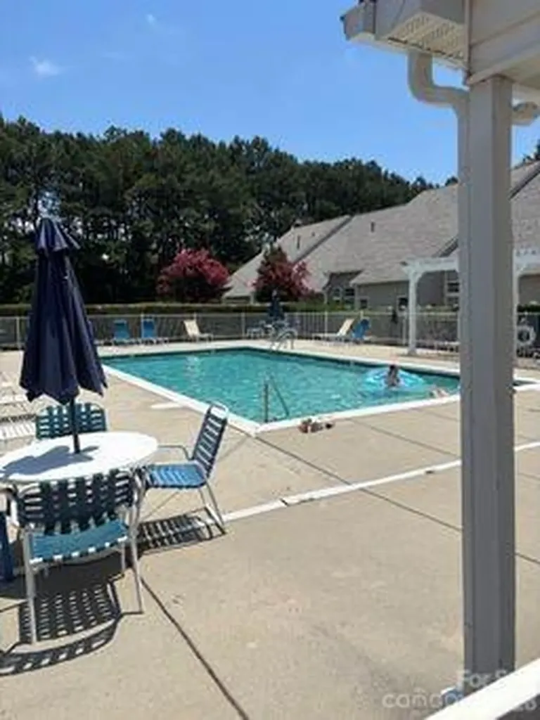 121 Kallie Loop Mooresville NC 28117